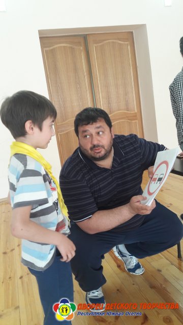В лагере «Фидӕн» на этой неделе прошли конкурсы « А ну- ка, девочки!» и «А ну-ка мальчики!»