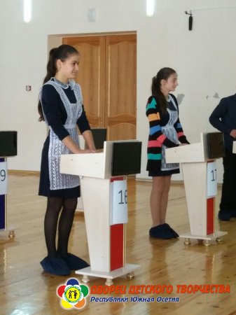 Райдыдта йӕ куыст интеллектуалон хъазт «Зонды Къуыбар»