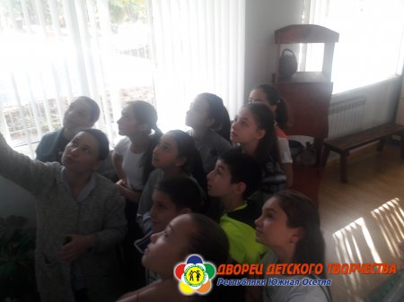 Каждое воскресенье во Дворце детского творчества настоящий праздник.