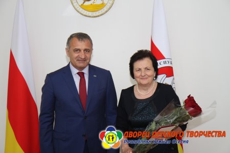 Удостоенные высших наград